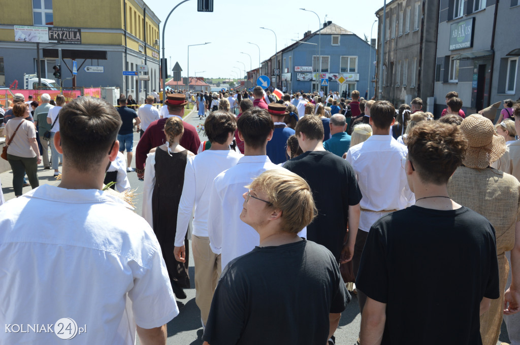 Korowód historyczny przeszedł ulicami Kolna