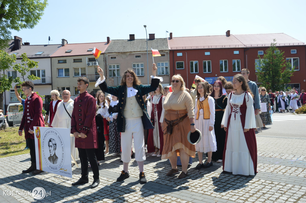 Korowód historyczny przeszedł ulicami Kolna
