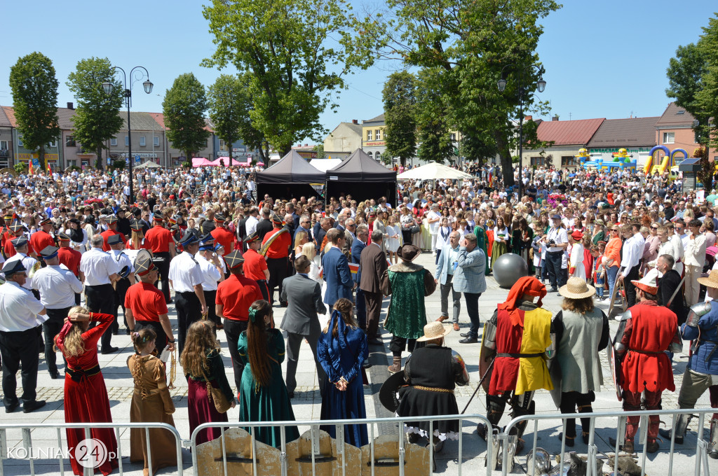 Korowód historyczny przeszedł ulicami Kolna