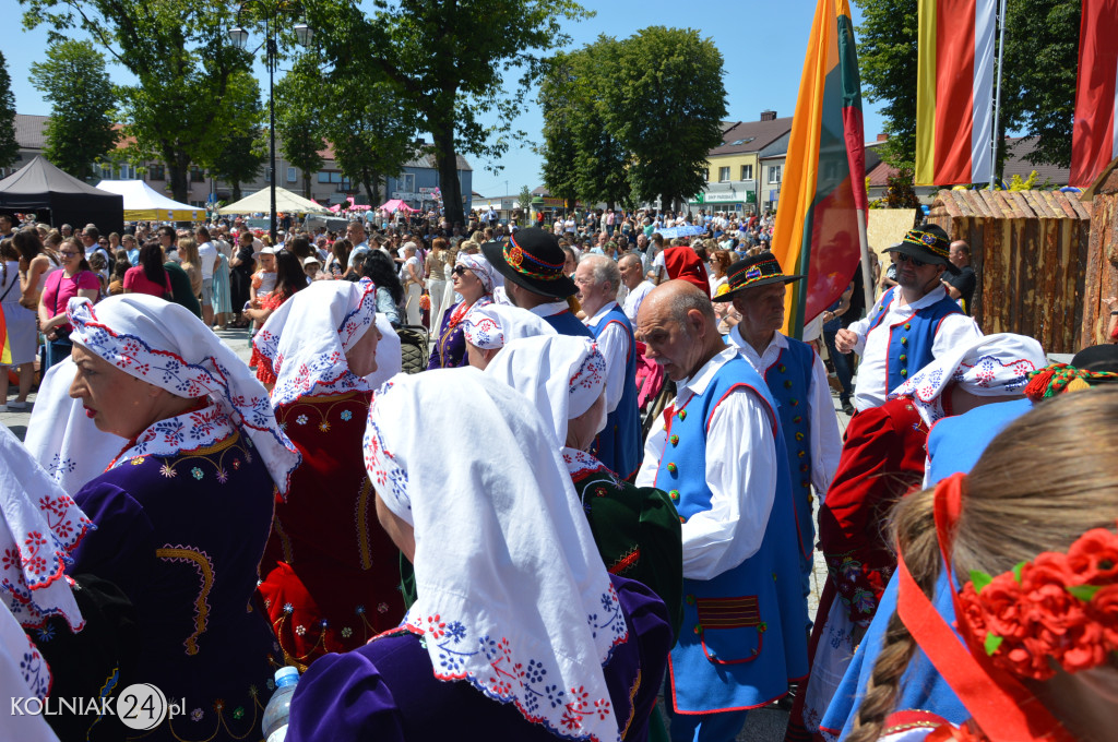 Korowód historyczny przeszedł ulicami Kolna