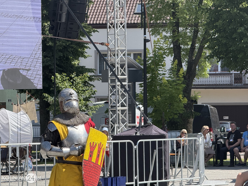 Korowód historyczny przeszedł ulicami Kolna