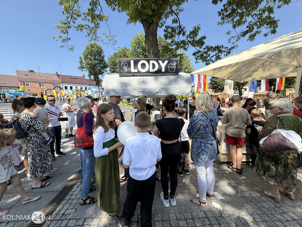 Korowód historyczny przeszedł ulicami Kolna