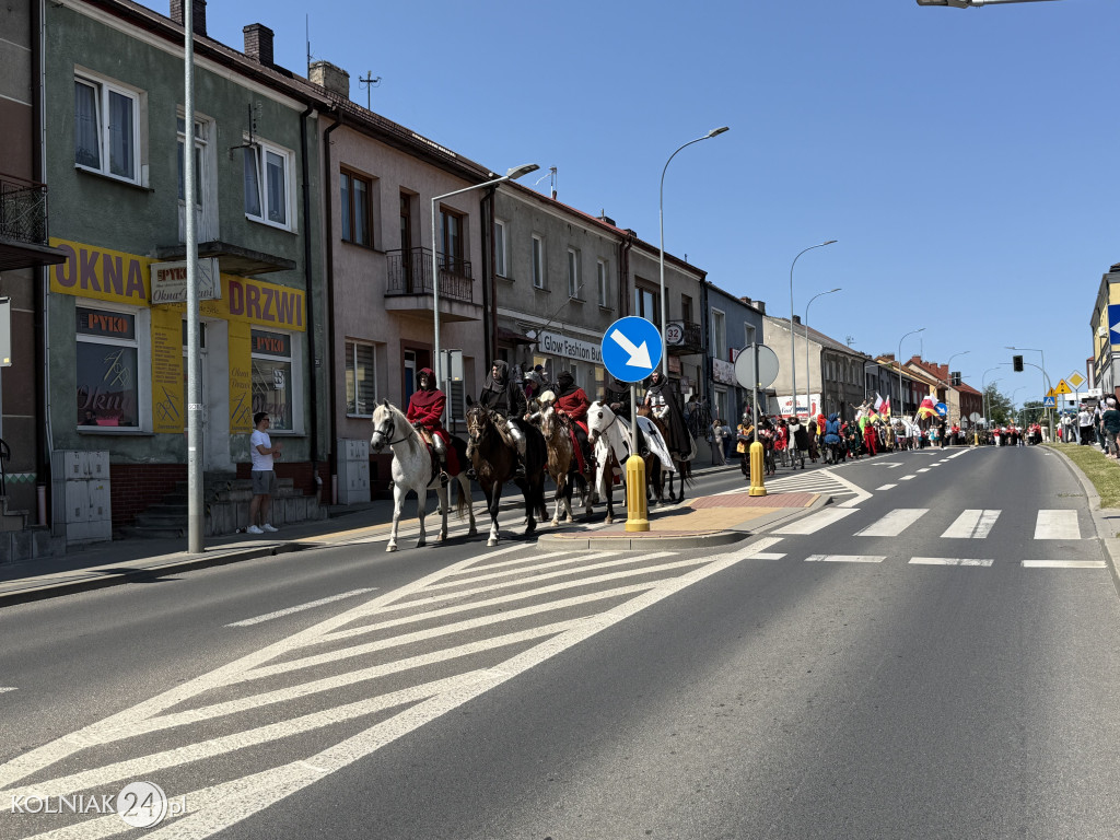 Korowód historyczny przeszedł ulicami Kolna