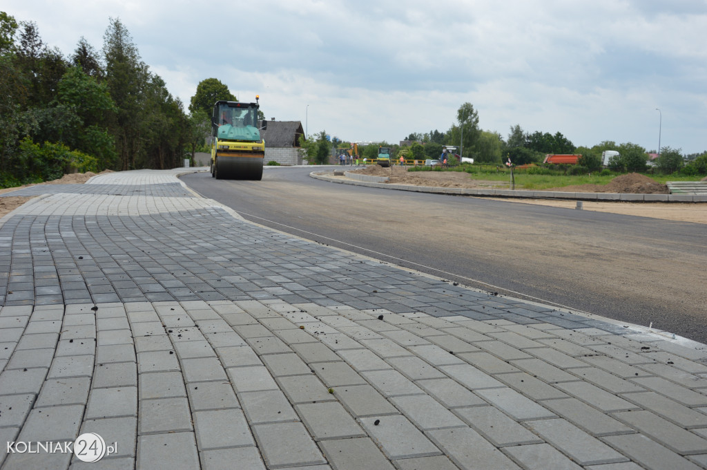 Asfalt na Szmaragdowej i Bursztynowej
