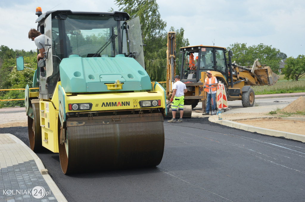 Asfalt na Szmaragdowej i Bursztynowej