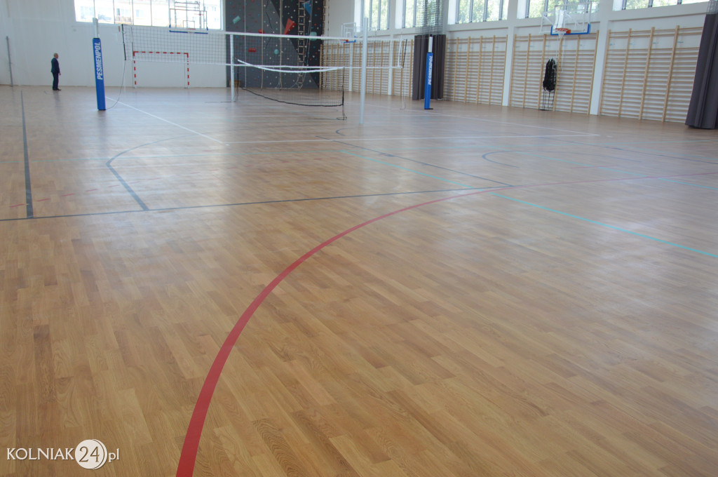 Nowa hala sportowa w ZST