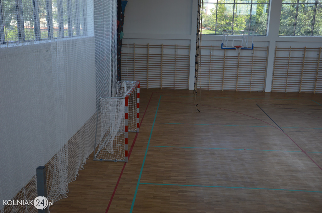 Nowa hala sportowa w ZST