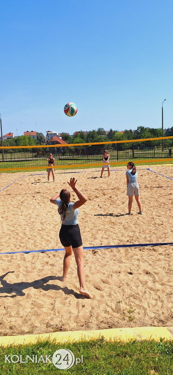 IV Szkolny Turniej Piłki Plażowej dziewcząt