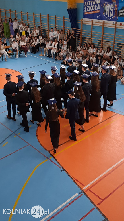 Pożegnanie absolwentów w rytmie staropolskim