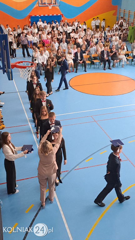 Pożegnanie absolwentów w rytmie staropolskim