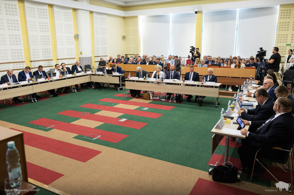 Zarząd województwa z wotum zaufania i absolutorium za 2024 rok
