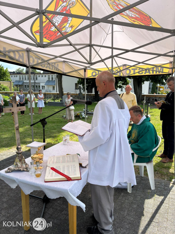 Msza jubileuszowa za zmarłych kapłanów i wiernych