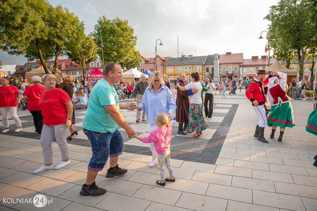 Trzecie spotkanie z cyklu Ludowe Jarmarki w Parku