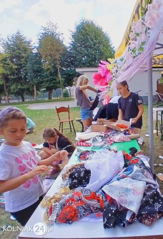 Asamblaże i kolaże w KOKiS