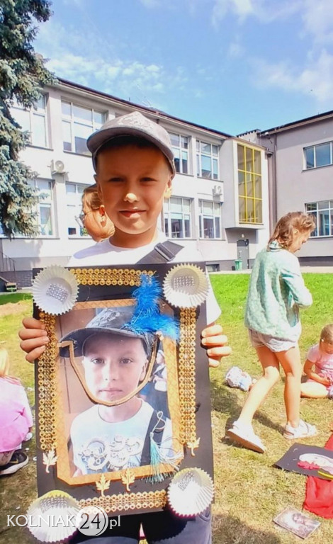 Asamblaże i kolaże w KOKiS