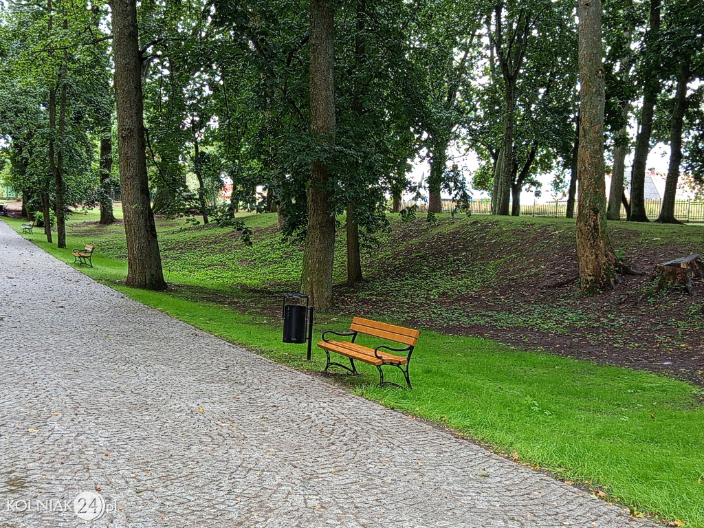 RENOWACJA PARKU DWORSKIEGO W GRABOWIE – ETAP I