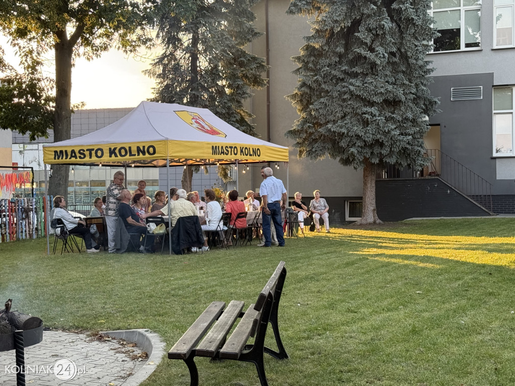 Zabawa pod chmurką