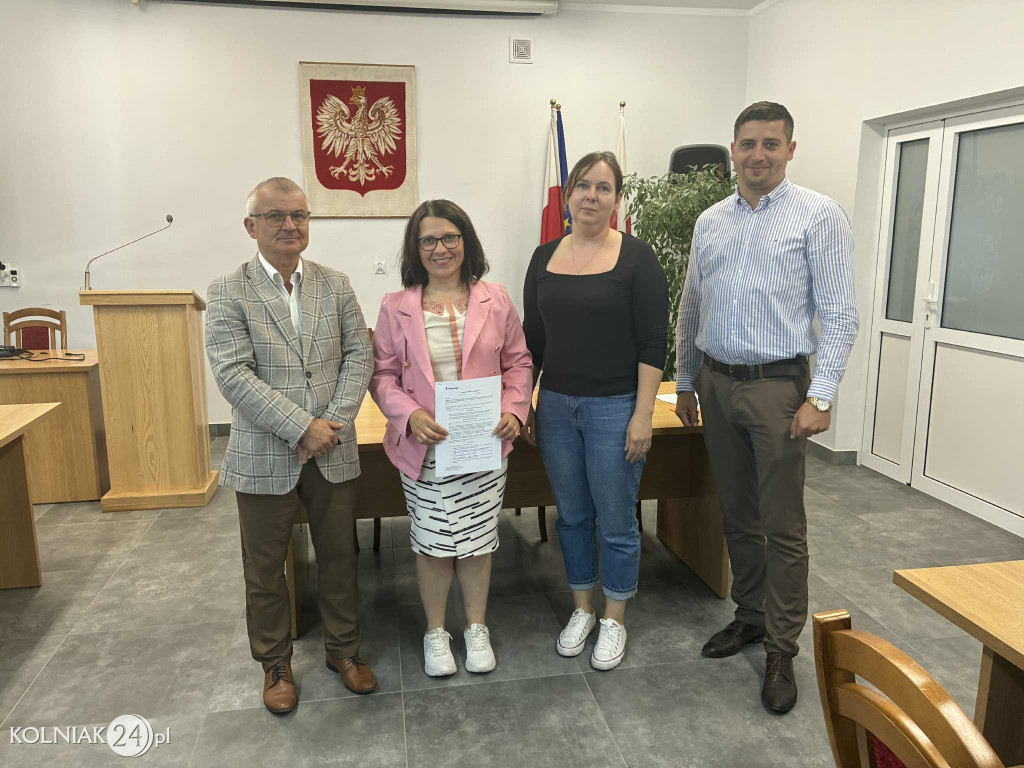 Firma przekazuje dotacje