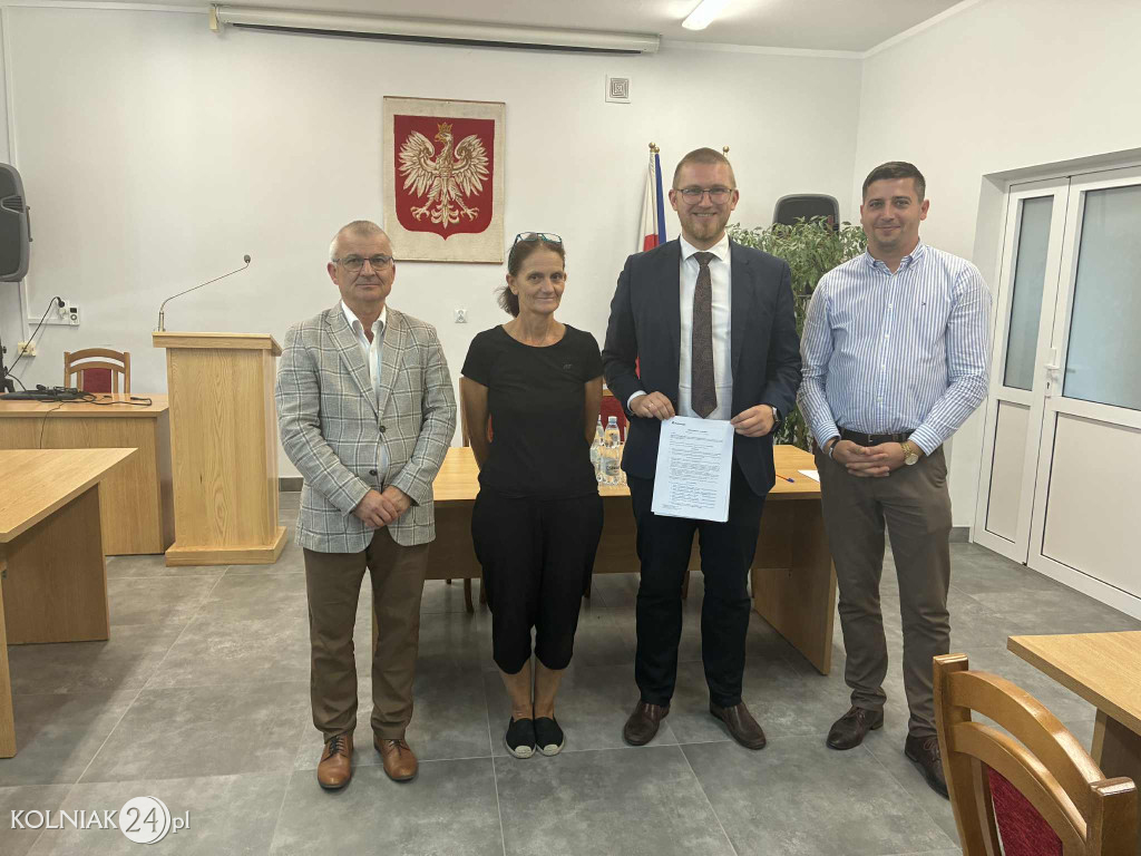 Firma przekazuje dotacje