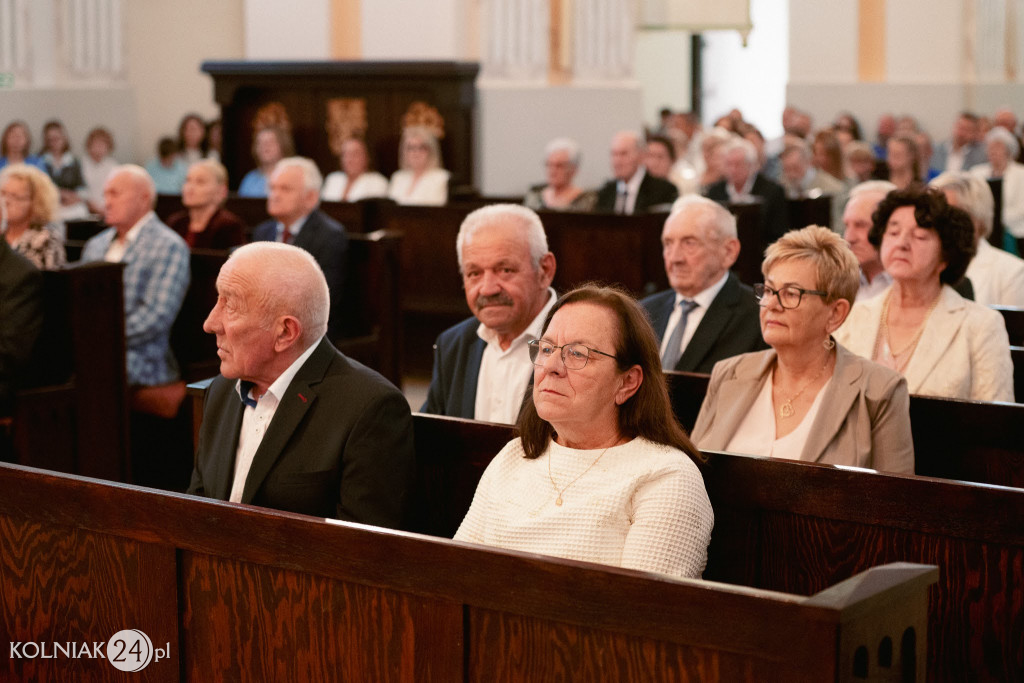 Złote Gody w Stawiskach świętowało 17 par