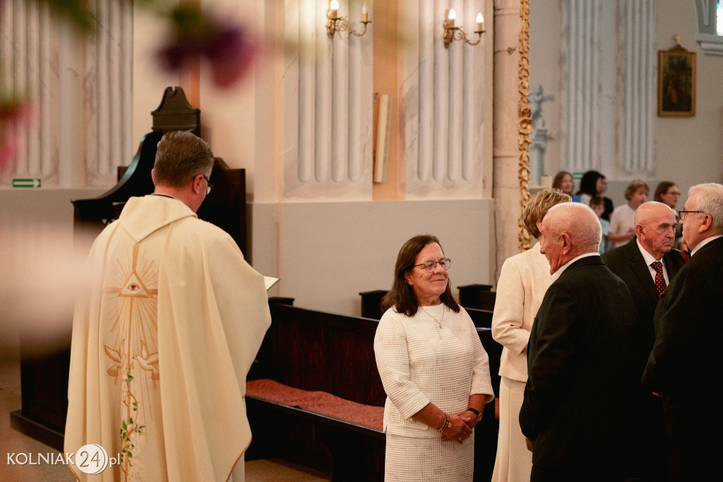 Złote Gody w Stawiskach świętowało 17 par