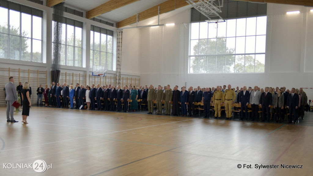 Uroczystość otwarcia hali w ZST