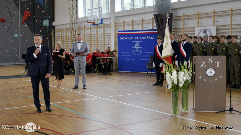 Uroczystość otwarcia hali w ZST