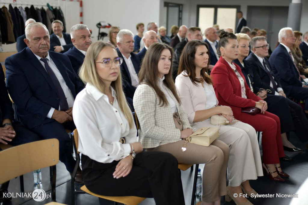 Uroczystość otwarcia hali w ZST
