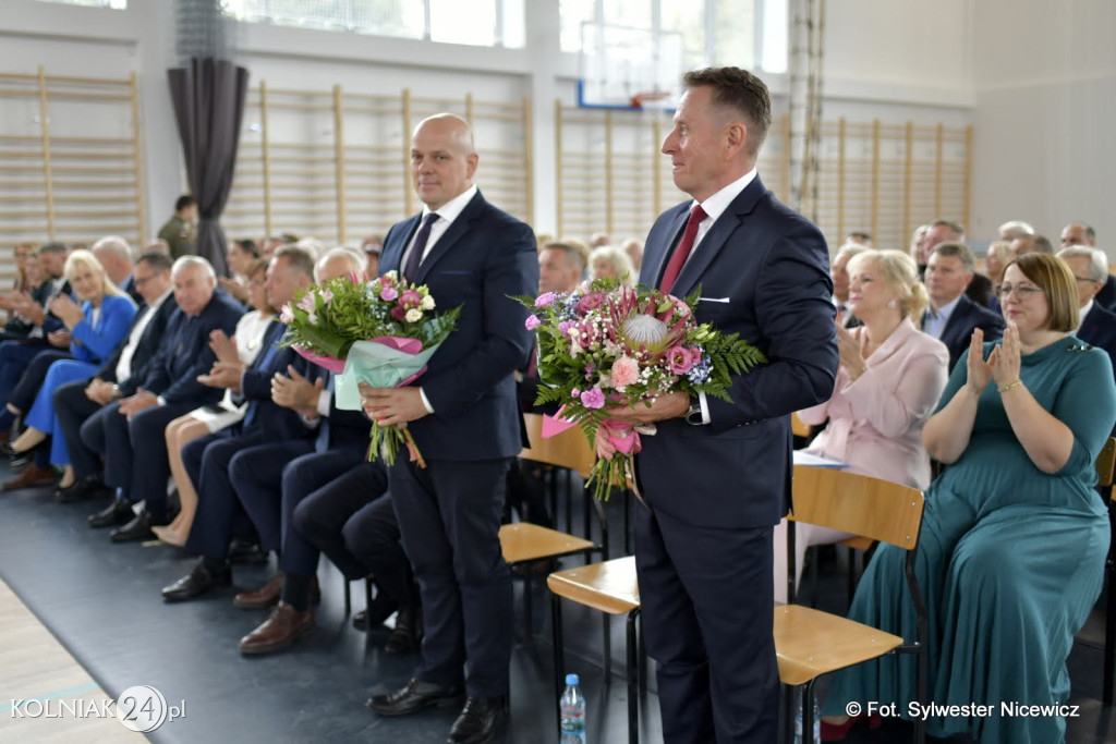 Uroczystość otwarcia hali w ZST