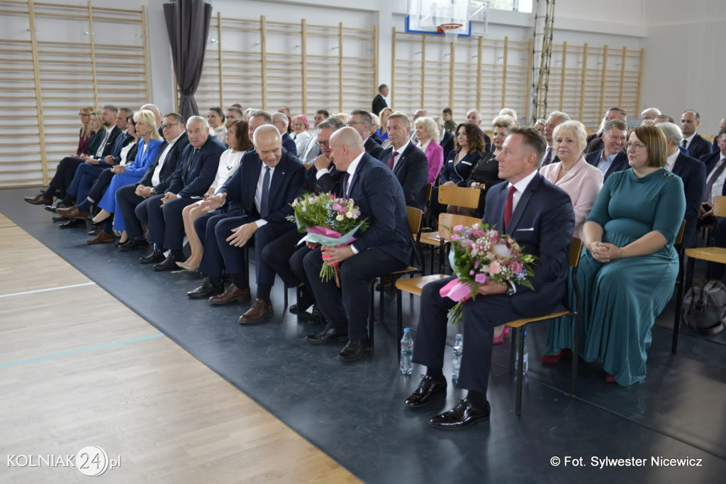 Uroczystość otwarcia hali w ZST