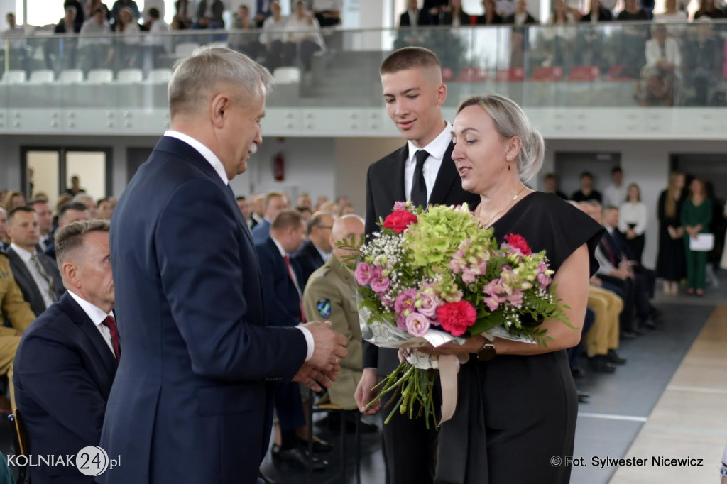 Uroczystość otwarcia hali w ZST
