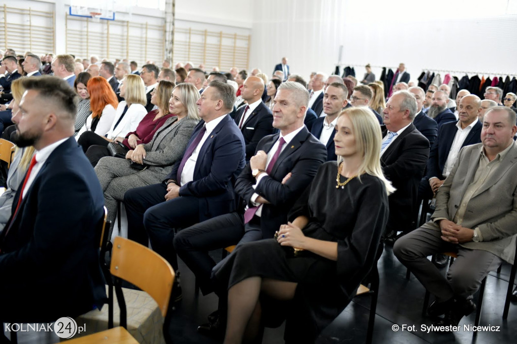 Uroczystość otwarcia hali w ZST