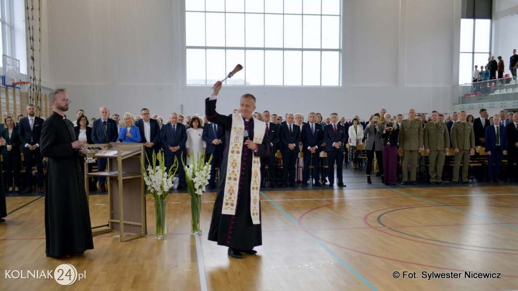 Uroczystość otwarcia hali w ZST