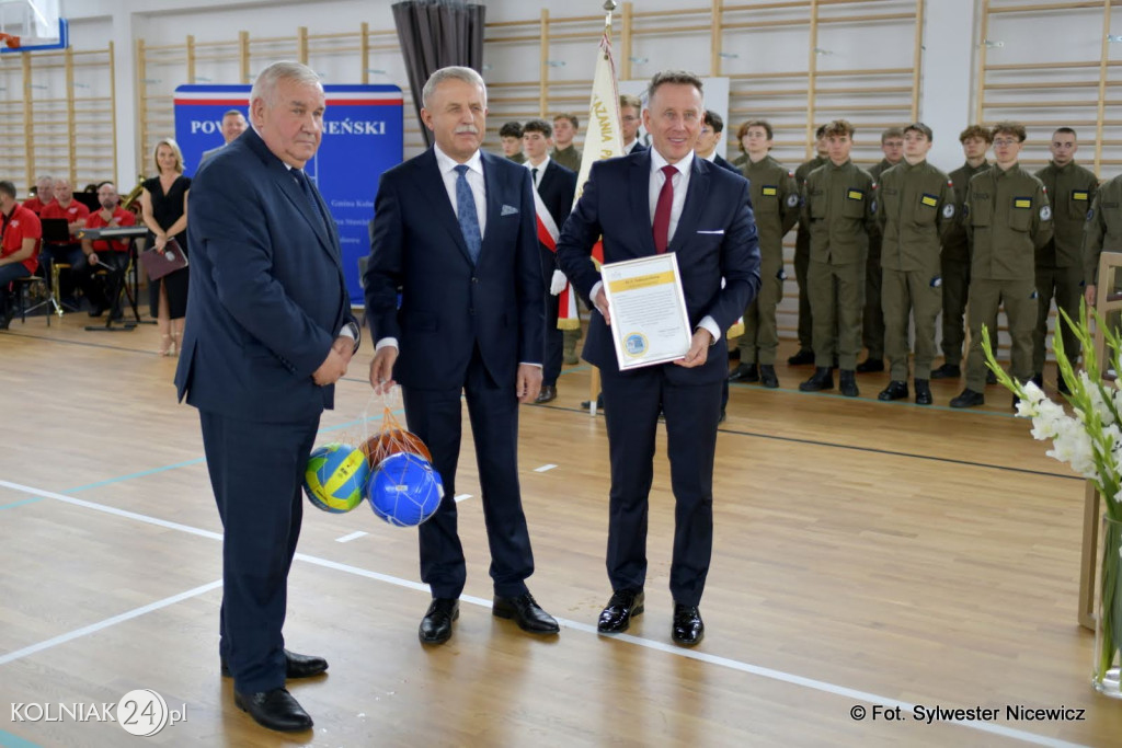 Uroczystość otwarcia hali w ZST