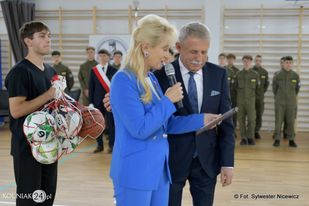 Uroczystość otwarcia hali w ZST