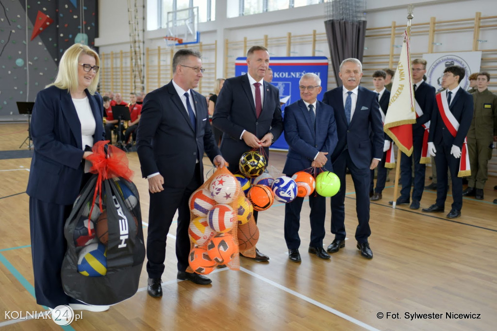 Uroczystość otwarcia hali w ZST