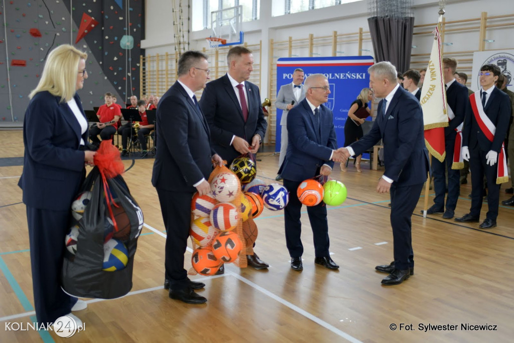 Uroczystość otwarcia hali w ZST