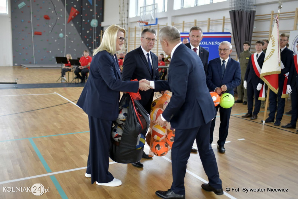 Uroczystość otwarcia hali w ZST