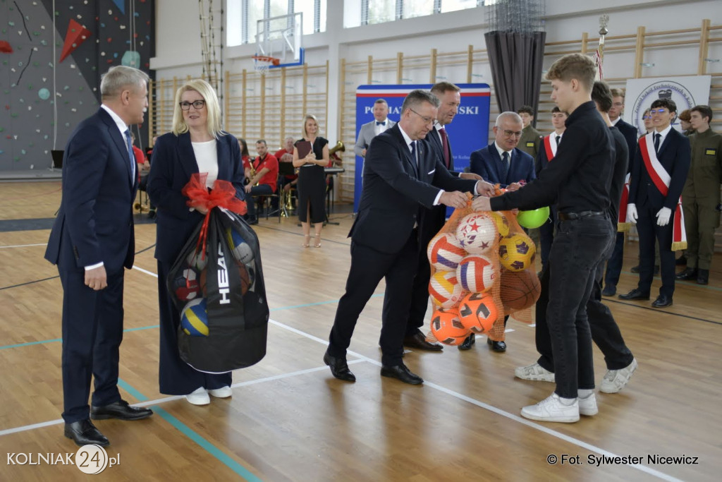 Uroczystość otwarcia hali w ZST