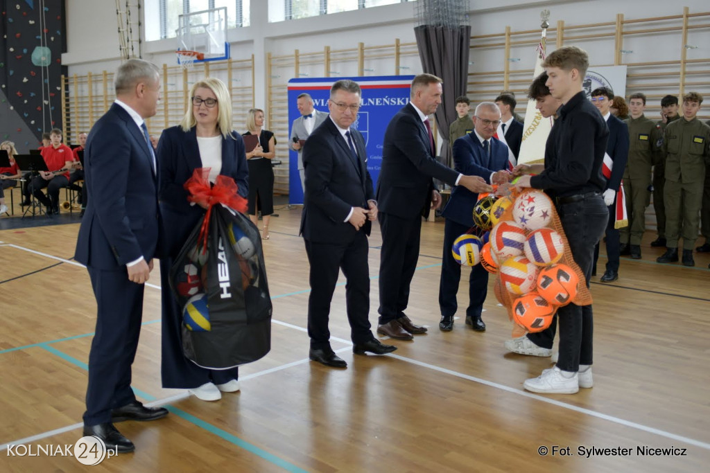 Uroczystość otwarcia hali w ZST