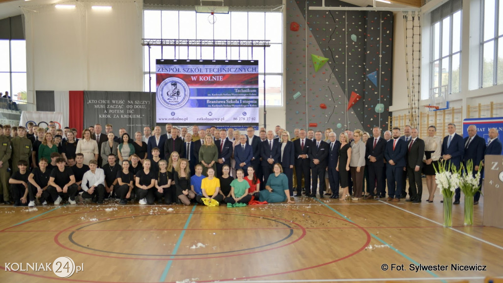 Uroczystość otwarcia hali w ZST