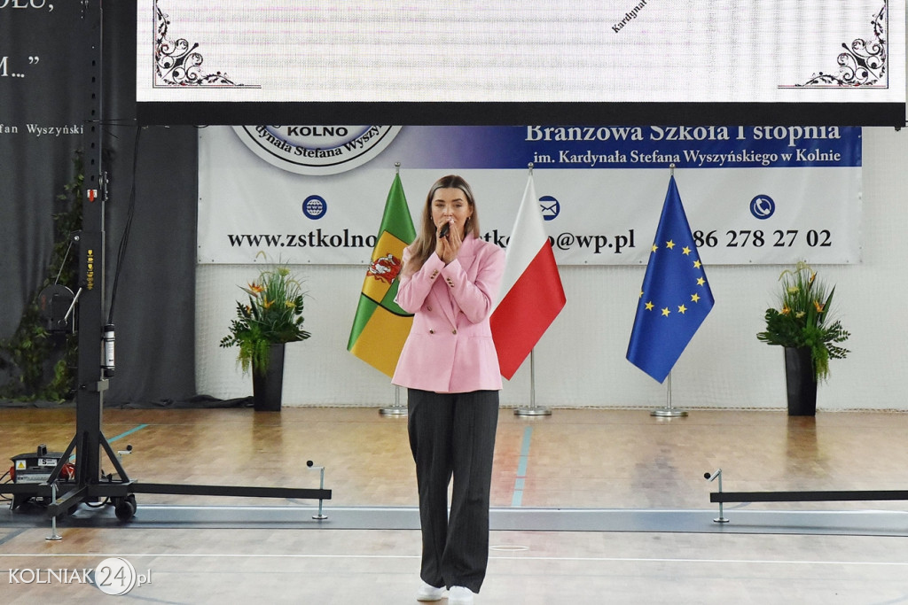 Oficjalnie otwarto nowoczesną salę sportową