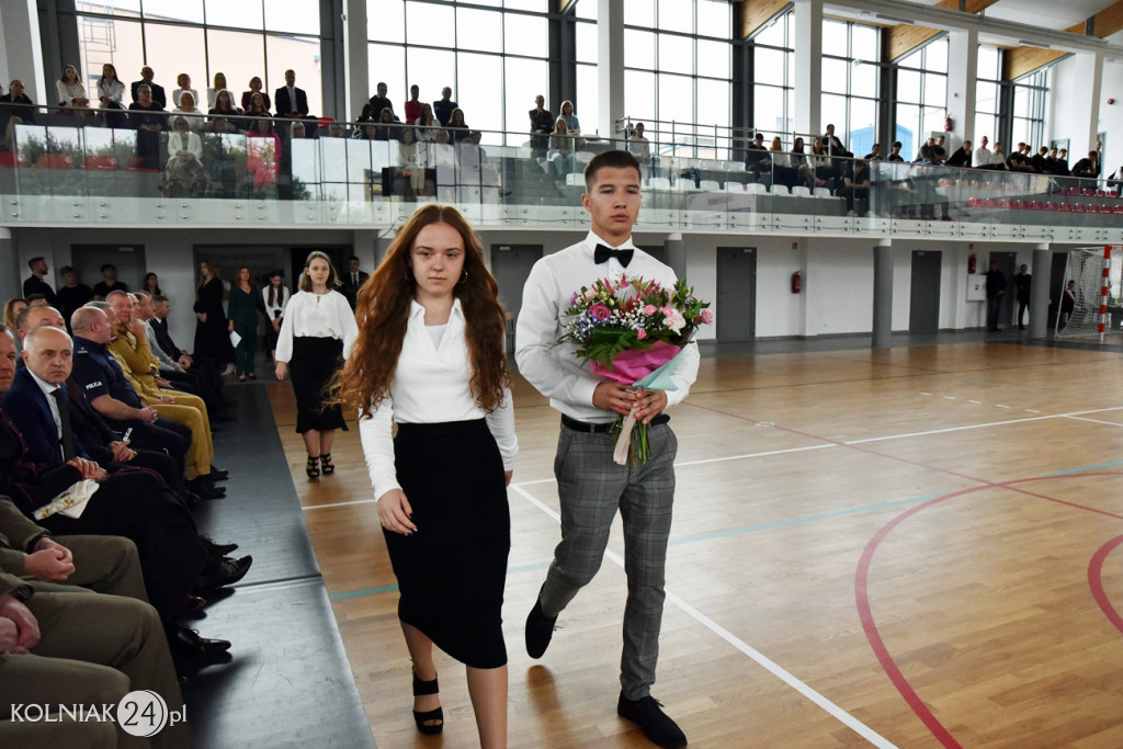 Oficjalnie otwarto nowoczesną salę sportową
