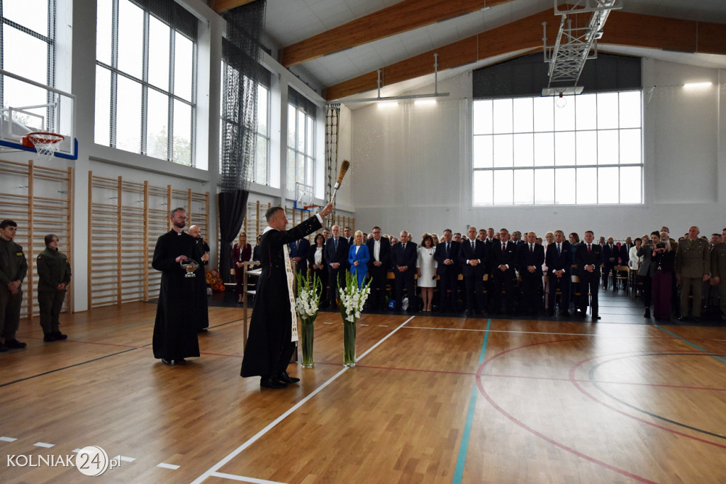 Oficjalnie otwarto nowoczesną salę sportową