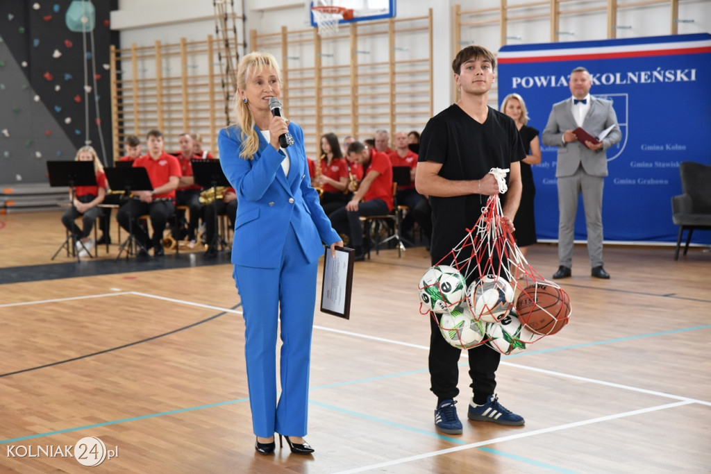 Oficjalnie otwarto nowoczesną salę sportową