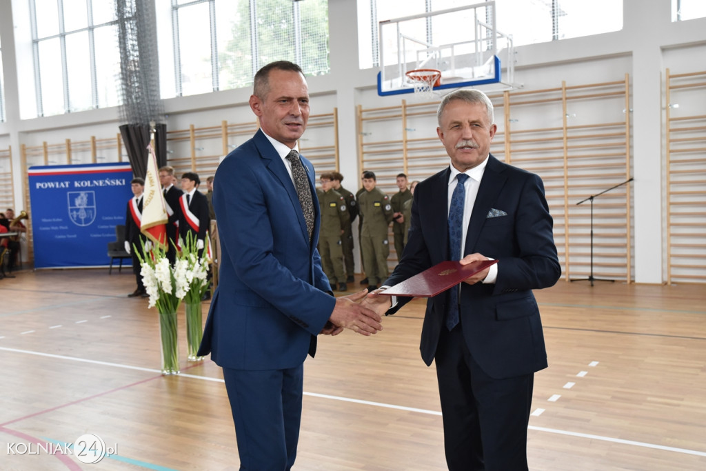 Oficjalnie otwarto nowoczesną salę sportową