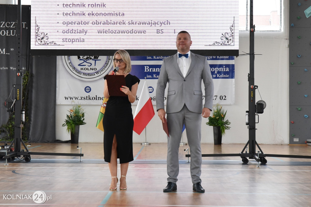 Oficjalnie otwarto nowoczesną salę sportową