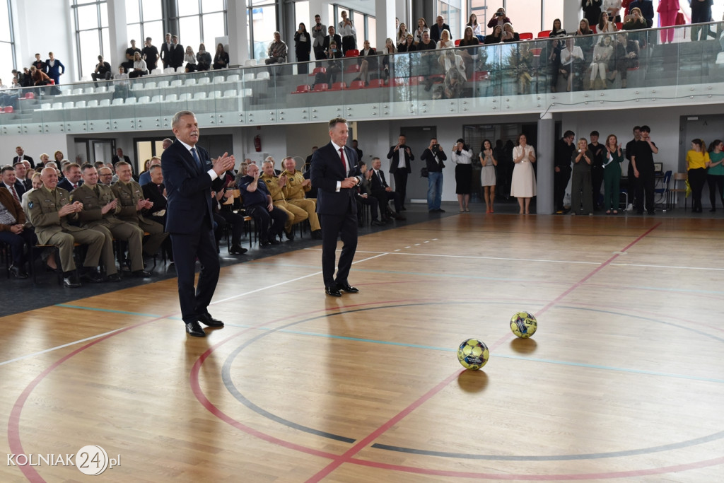 Oficjalnie otwarto nowoczesną salę sportową