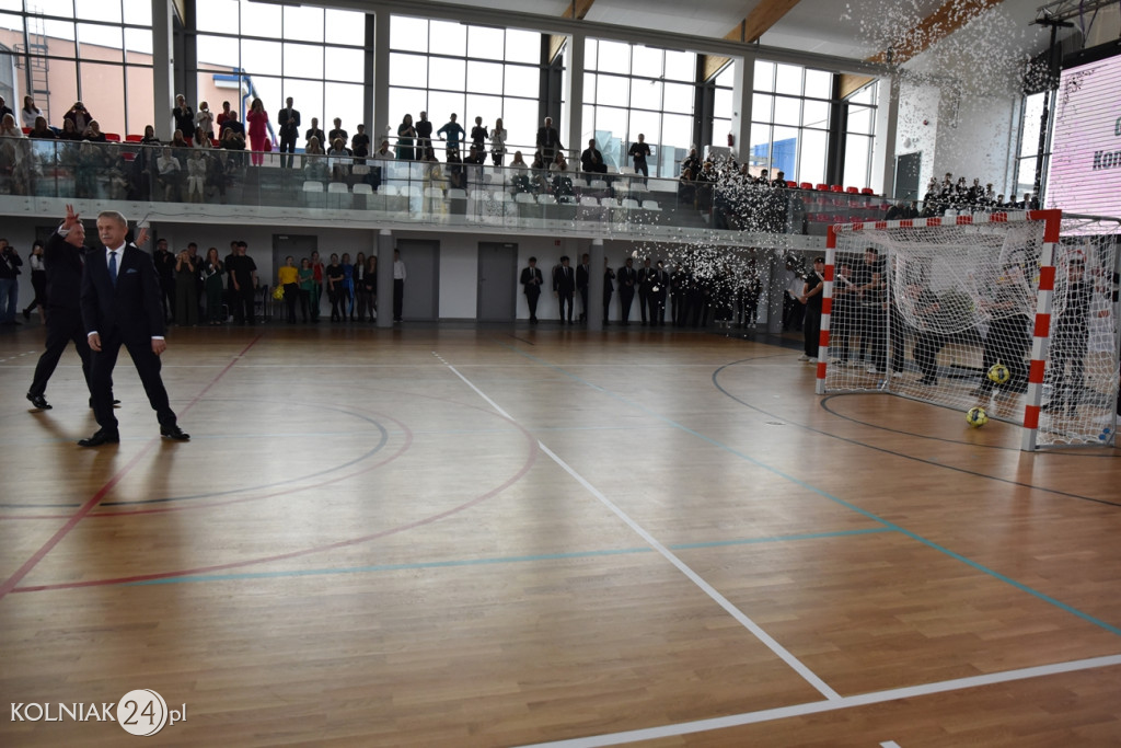 Oficjalnie otwarto nowoczesną salę sportową