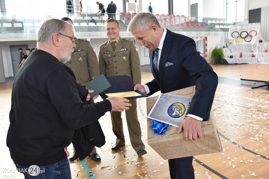 Oficjalnie otwarto nowoczesną salę sportową